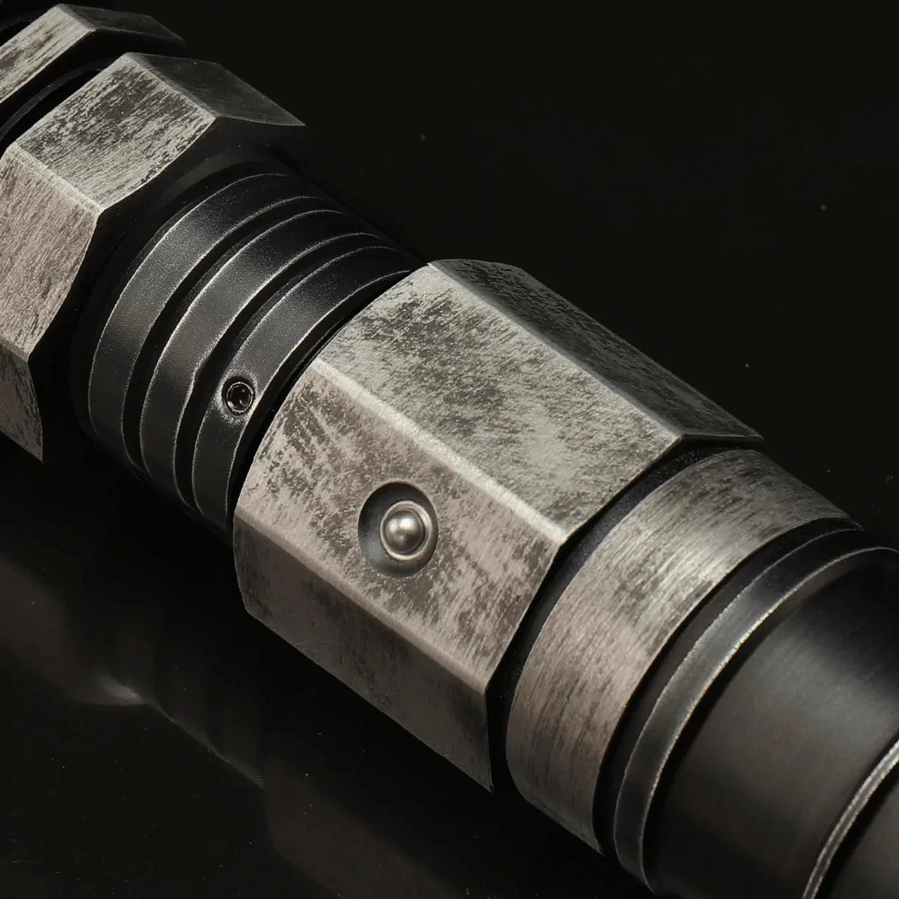 Hilt Finish - Image 12
