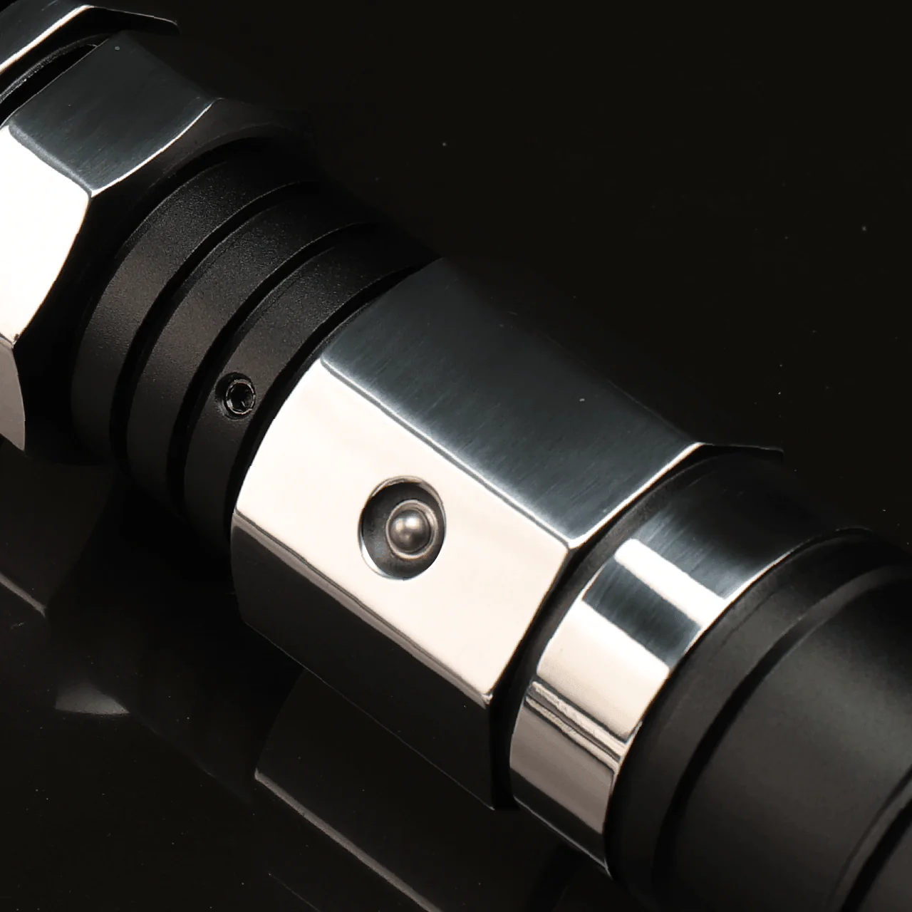 Hilt Finish - Image 2